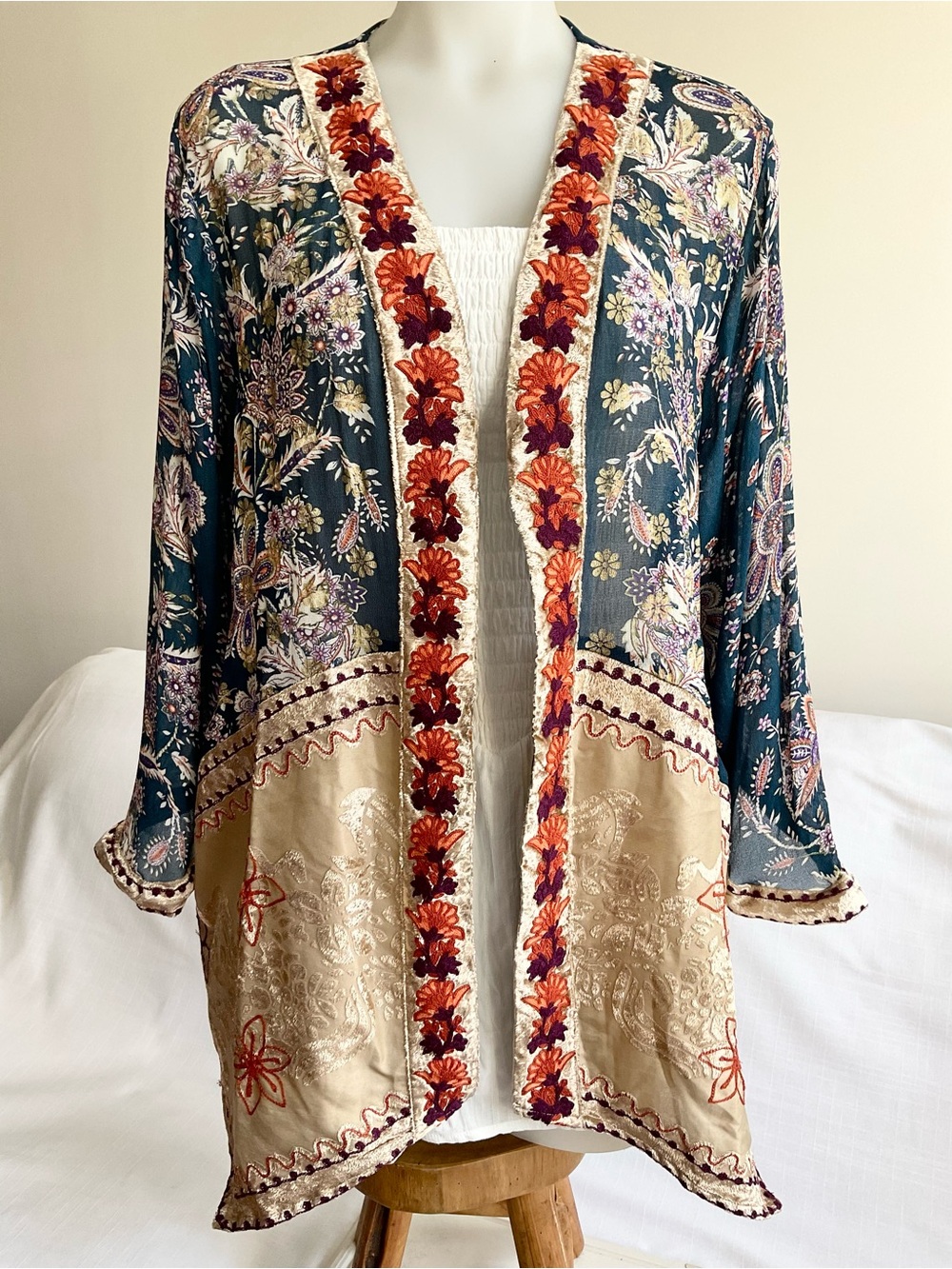 Soft Surroundings Teal Paisley & Cream Embroidered Open Front Tunic
